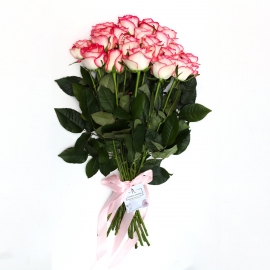 Букет из 19 розовых  роз