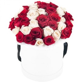 Graceful Roses in a Box