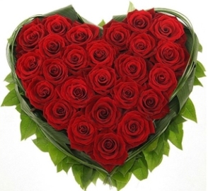 Enchanting Red Roses Heart