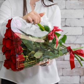Posh Roses in Modern Bag